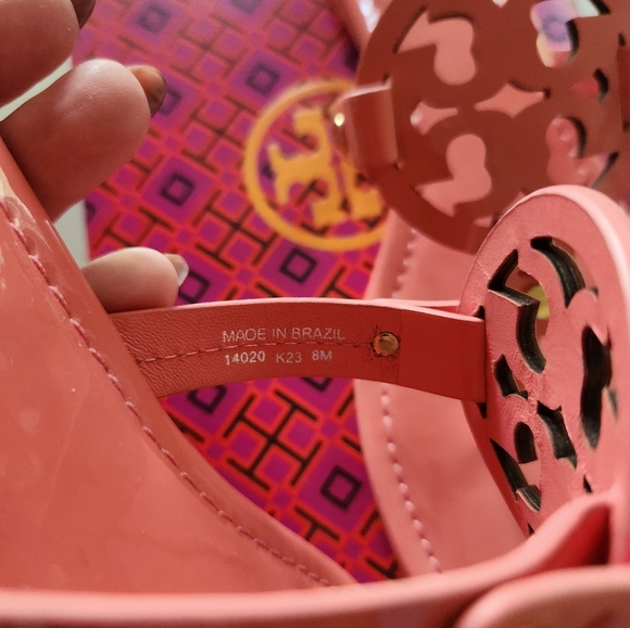 NIB Tory Burch Coral Crush Patent Miller Sandals - Picture 7 of 10